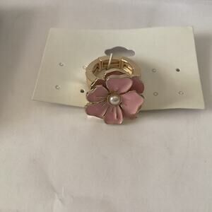 4051Adjustable Thick Cocktail Ring Pink Flower Embellishment w/Faux Pearl Center